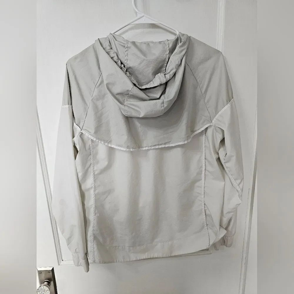 Nike windbreaker sz m - Picture 2 of 4